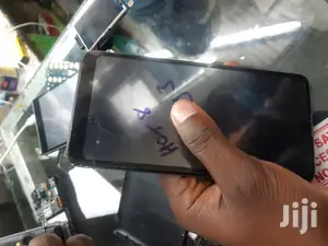 Infinix Hot 5 Hot 6 Hot 8 Screens Replacement