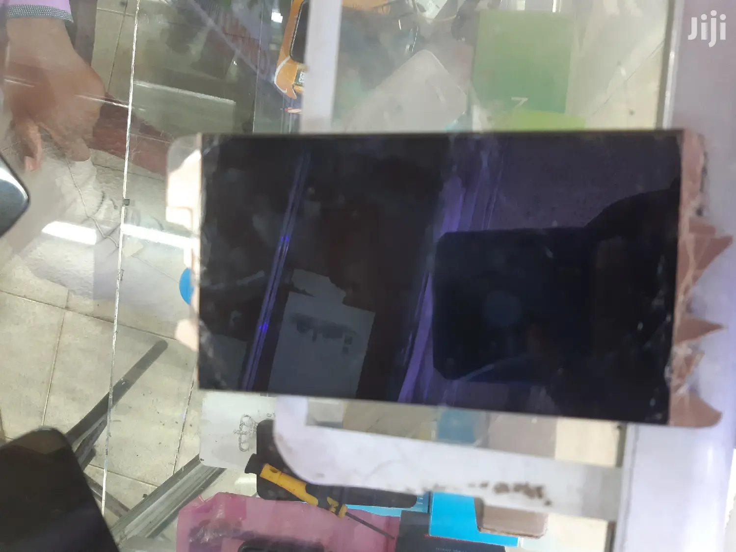 Techno Camon 15 Screens Available