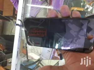 Smartphones Broken Screens Replacement Services Available