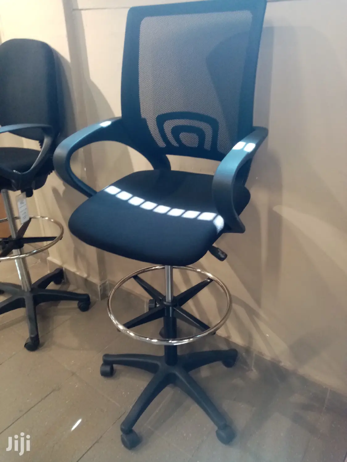 Comfy Cashier Chair