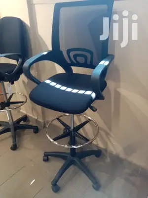 Comfy Cashier Chair