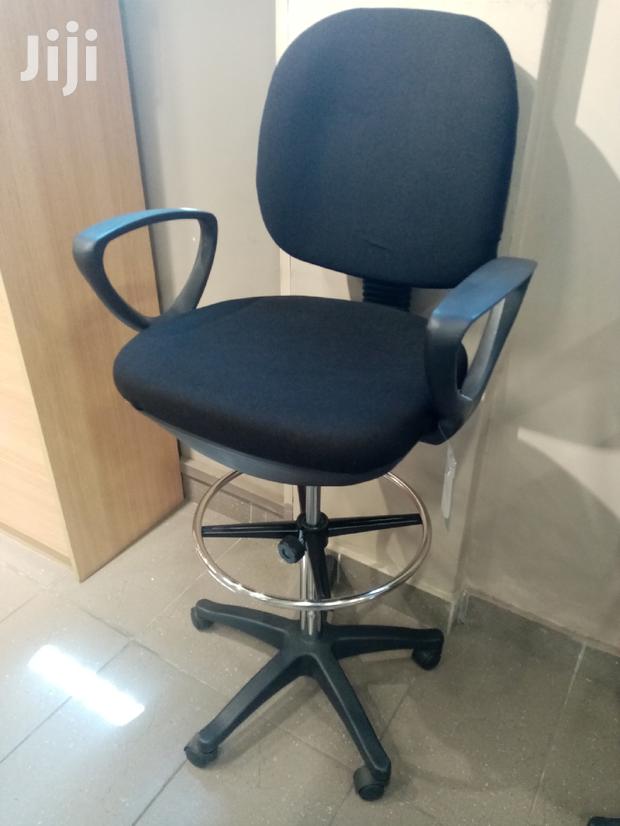 Comfy Lab Chair