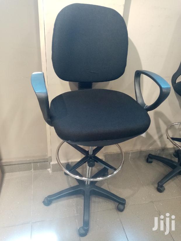 Modern Cashier Chair