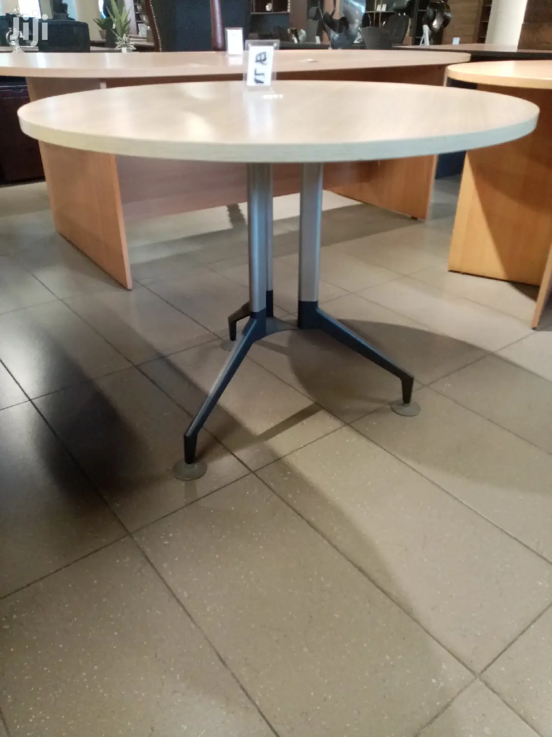 Elegant 1.2m Conference Table