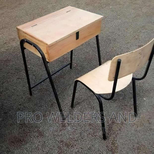 School Desks And Lockers - thumbnail 2