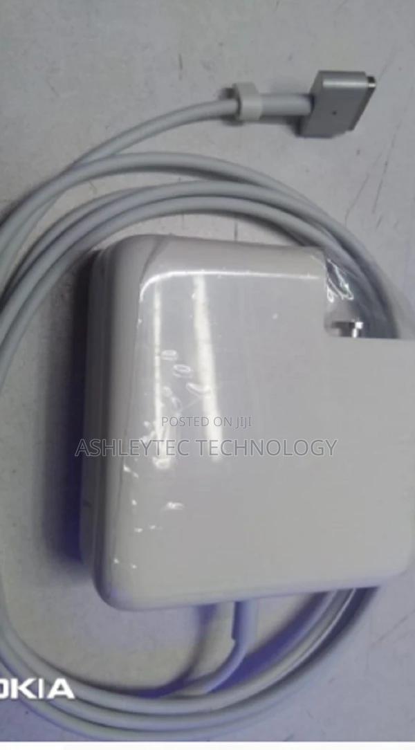 Macbook Charger 85 Watts 65 Watts L Shape T Shape
