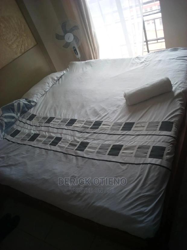 Executive Fully Furnished Studio - thumbnail 5