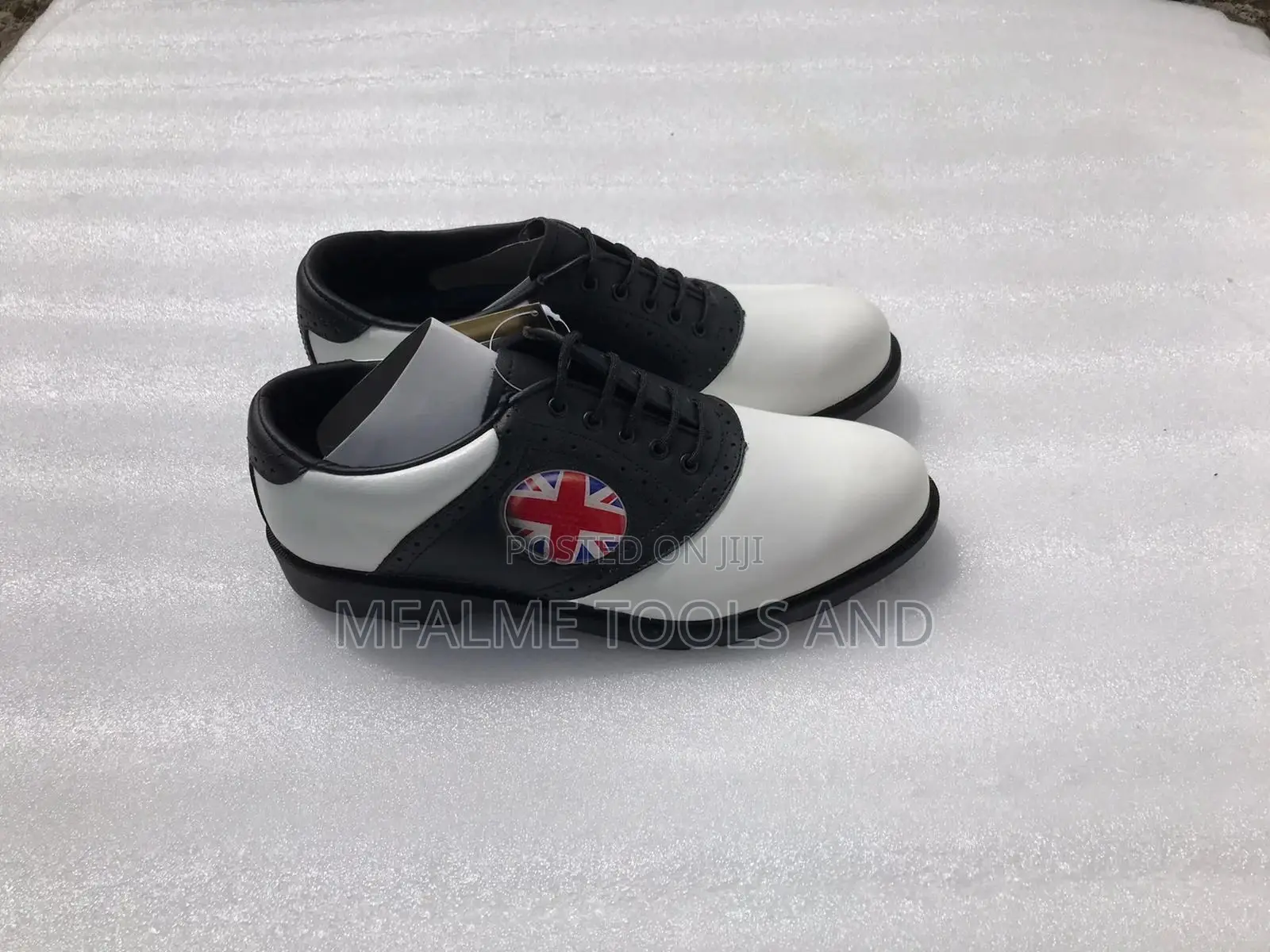 Sale! Sale! Genuine Leather Men Golf Shoes Plastic Spikes Ex-Uk