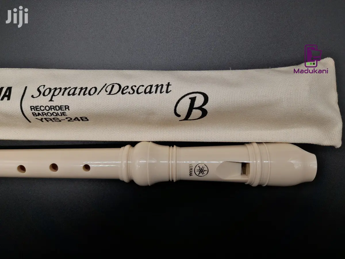Standard Yamaha Descant Soprano Recorder YRS-24B