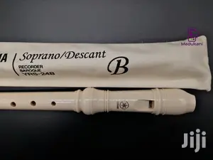 Standard Yamaha Descant Soprano Recorder YRS-24B
