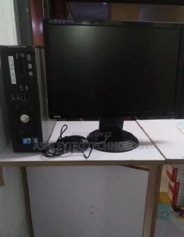 Desktop Computer Dell 2GB Intel Core 2 Quad HDD 160GB - thumbnail 2