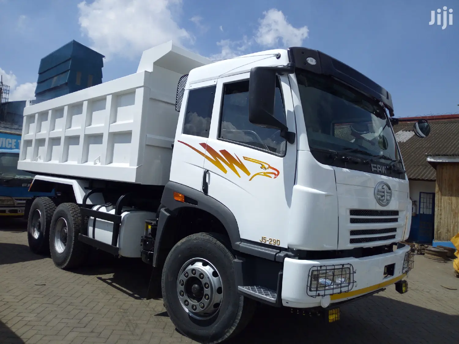 290HP Tipper 2022 White for Sale