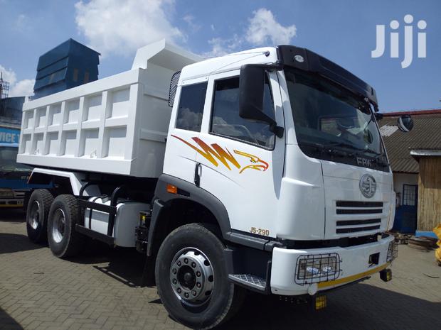 290HP Tipper 2022 White for Sale