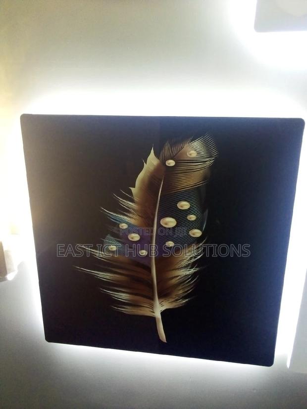 Premium Photos Mounts With Backlit Light
