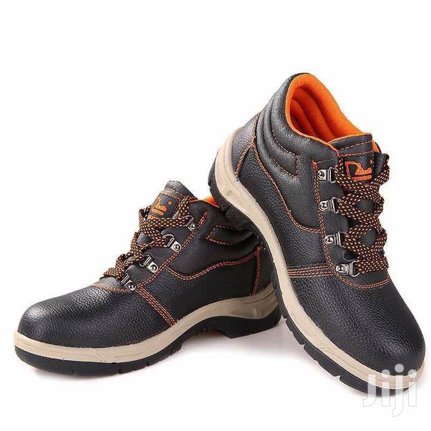 Safety Boots ( Rocklander Safety Boots) - main view