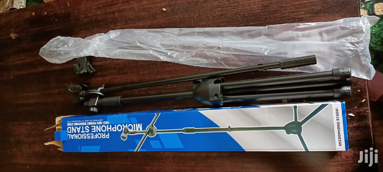 Microphone Stand, Professional, Center Stage Technology