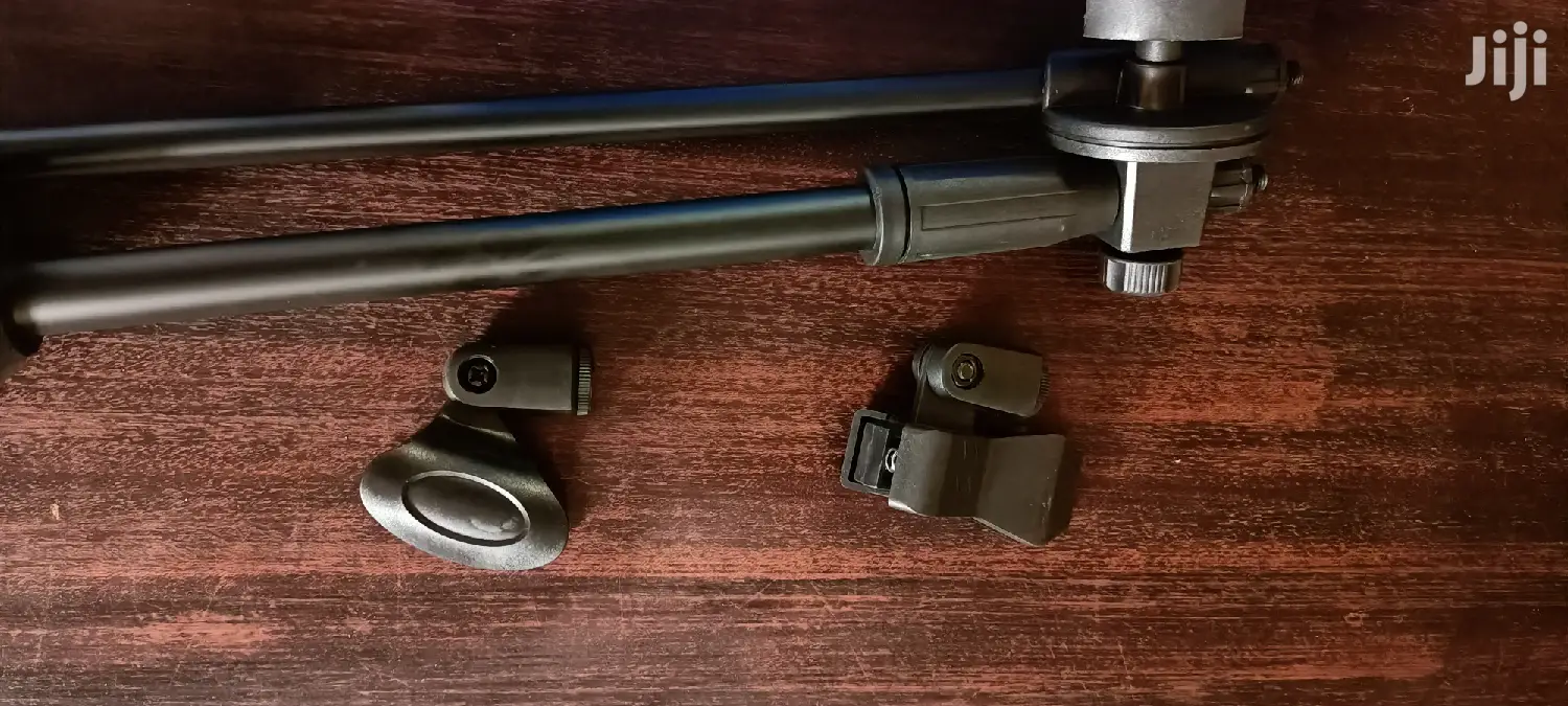 Microphone Stand, Professional, Center Stage Technology