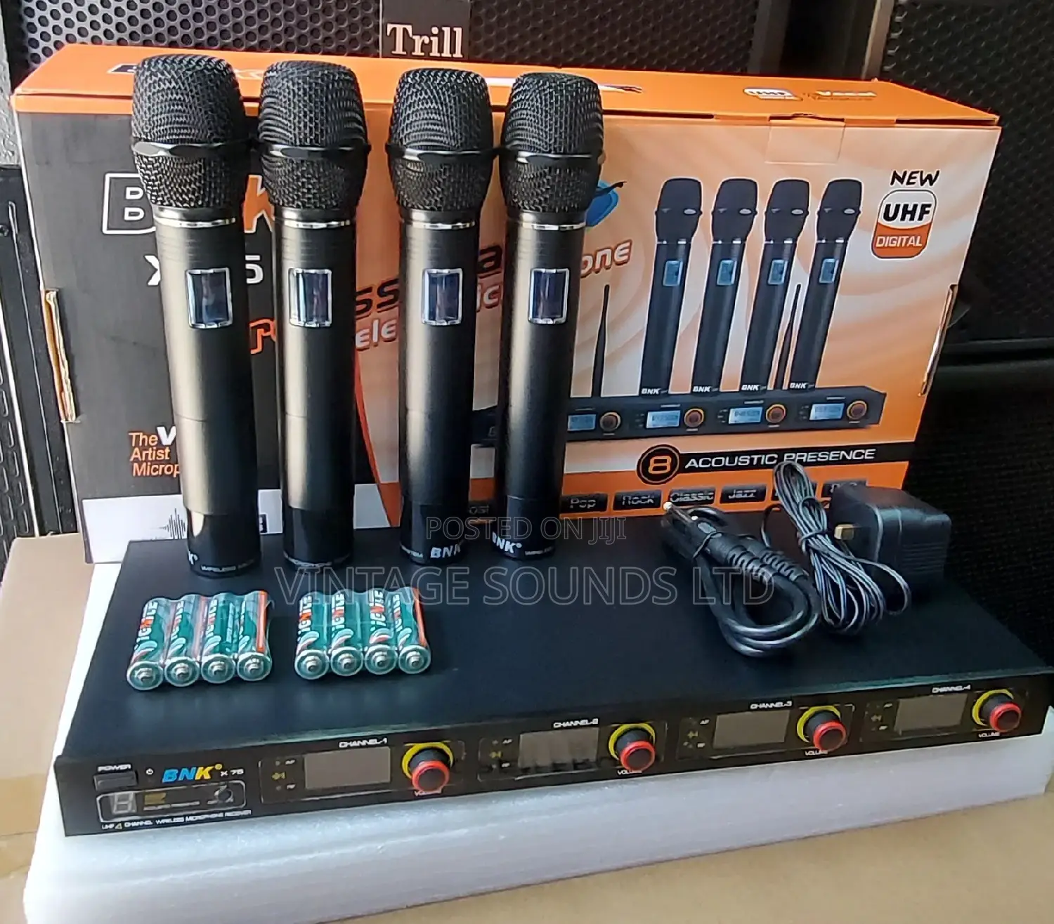 Bnk X75 Professional 4 In 1 Uhf Wireless Microphone