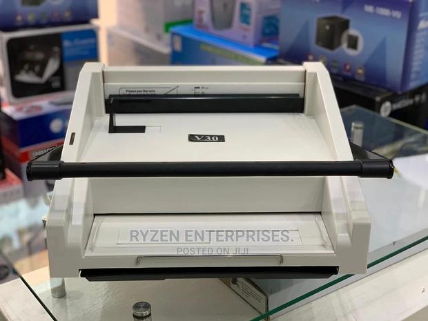 Velo Binding Machine V12 - thumbnail 4