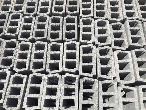 Hollow Pots - main view