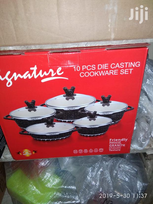 Cookware Set
