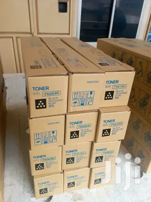 Black Konica Tonner