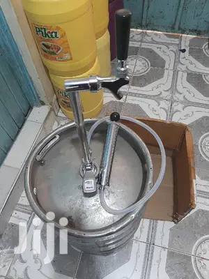 Keg Barrel + New Pump + 6 Senator Cups