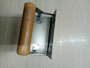 Trowel Inside