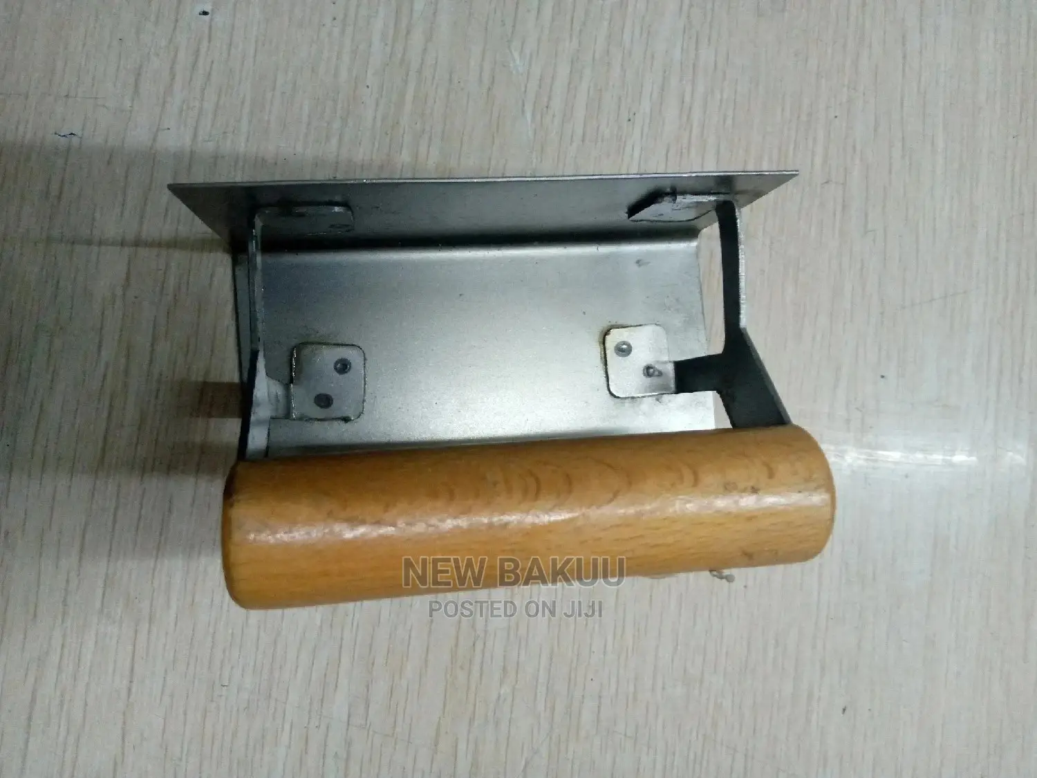Trowel Inside
