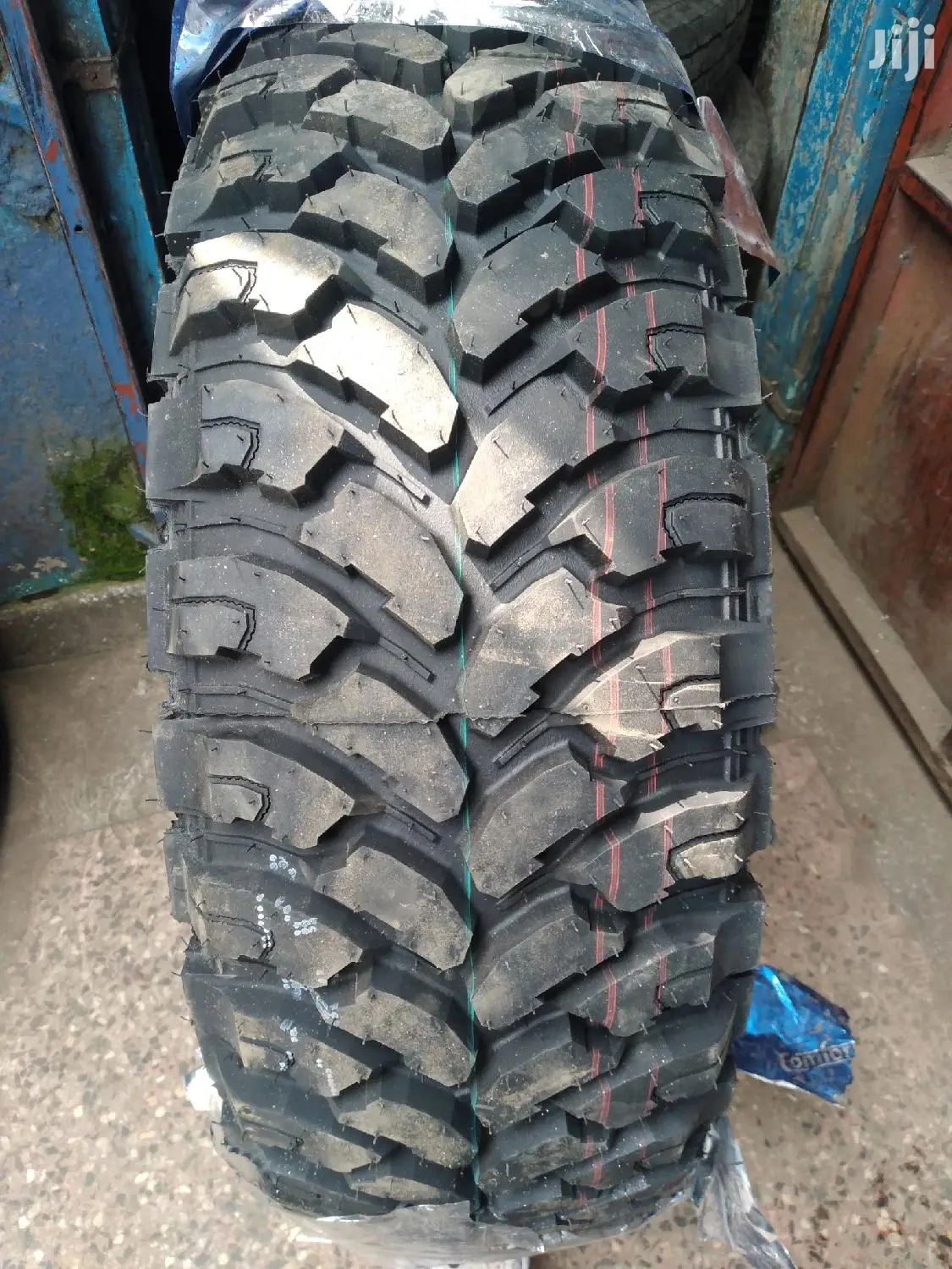 Mud Terrain Tires Sizes 265/75r16 10 Ply.