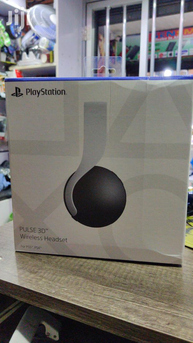 Pulse 3d Wireless Headset - main view