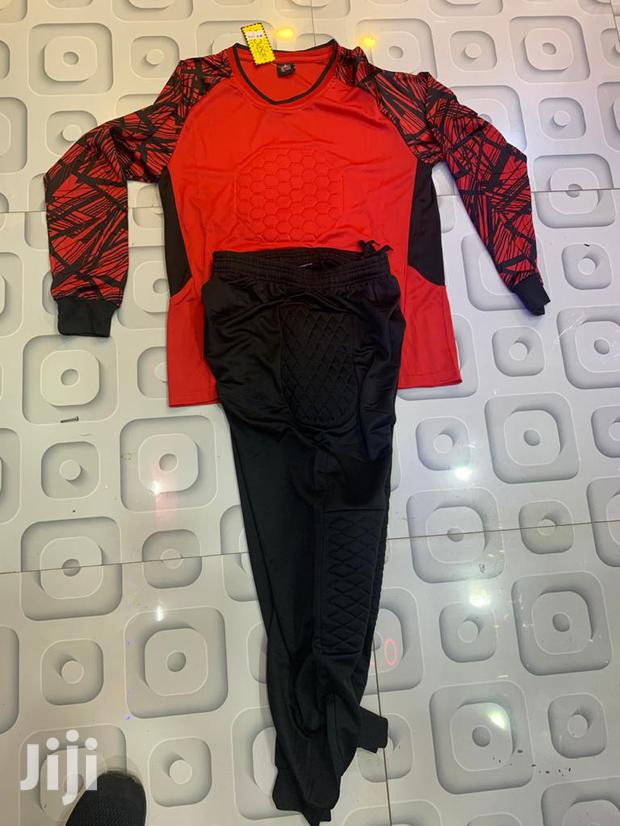 Goalkeeper Uniform - thumbnail 4