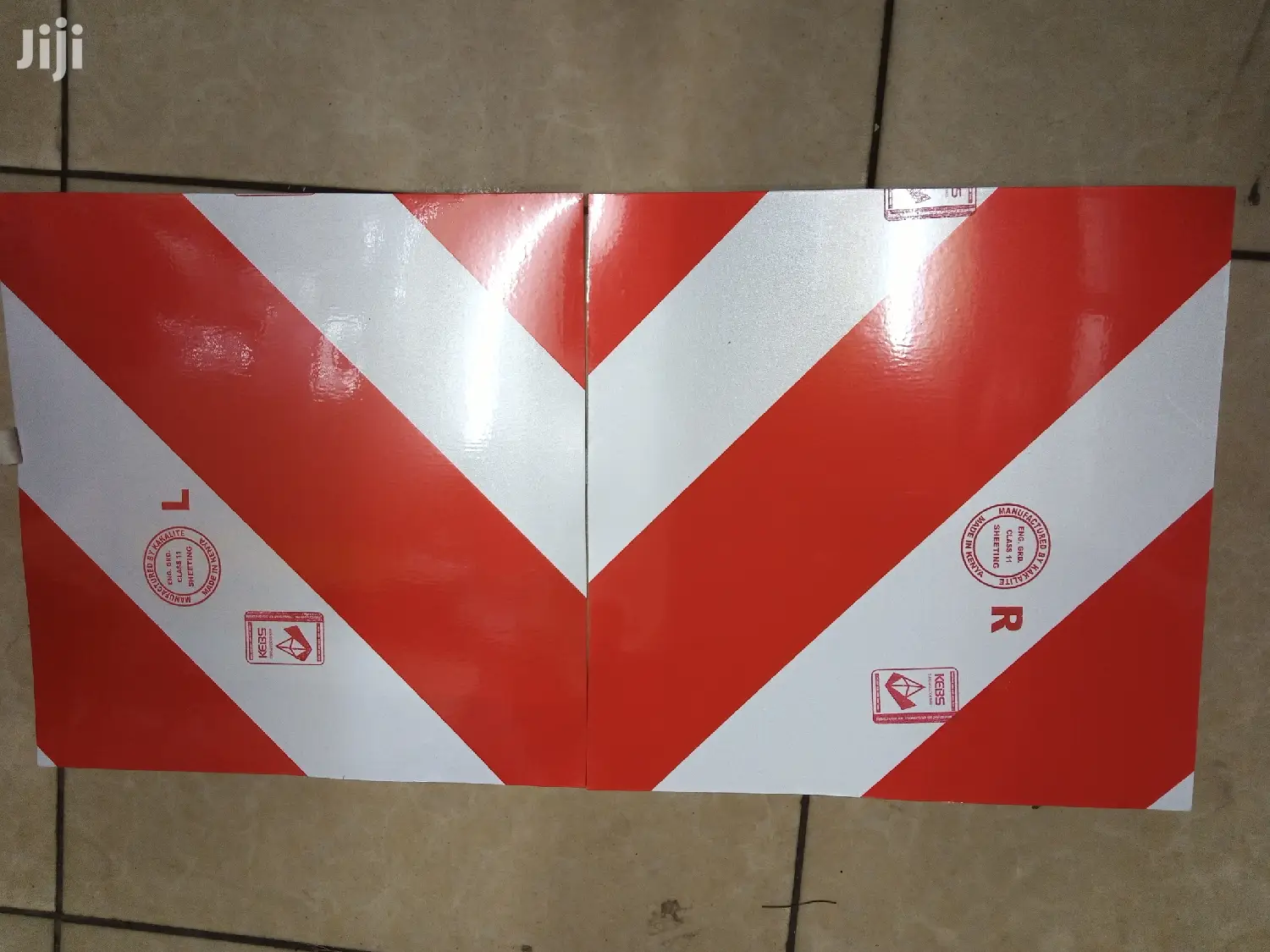 Chevron And Reflectors