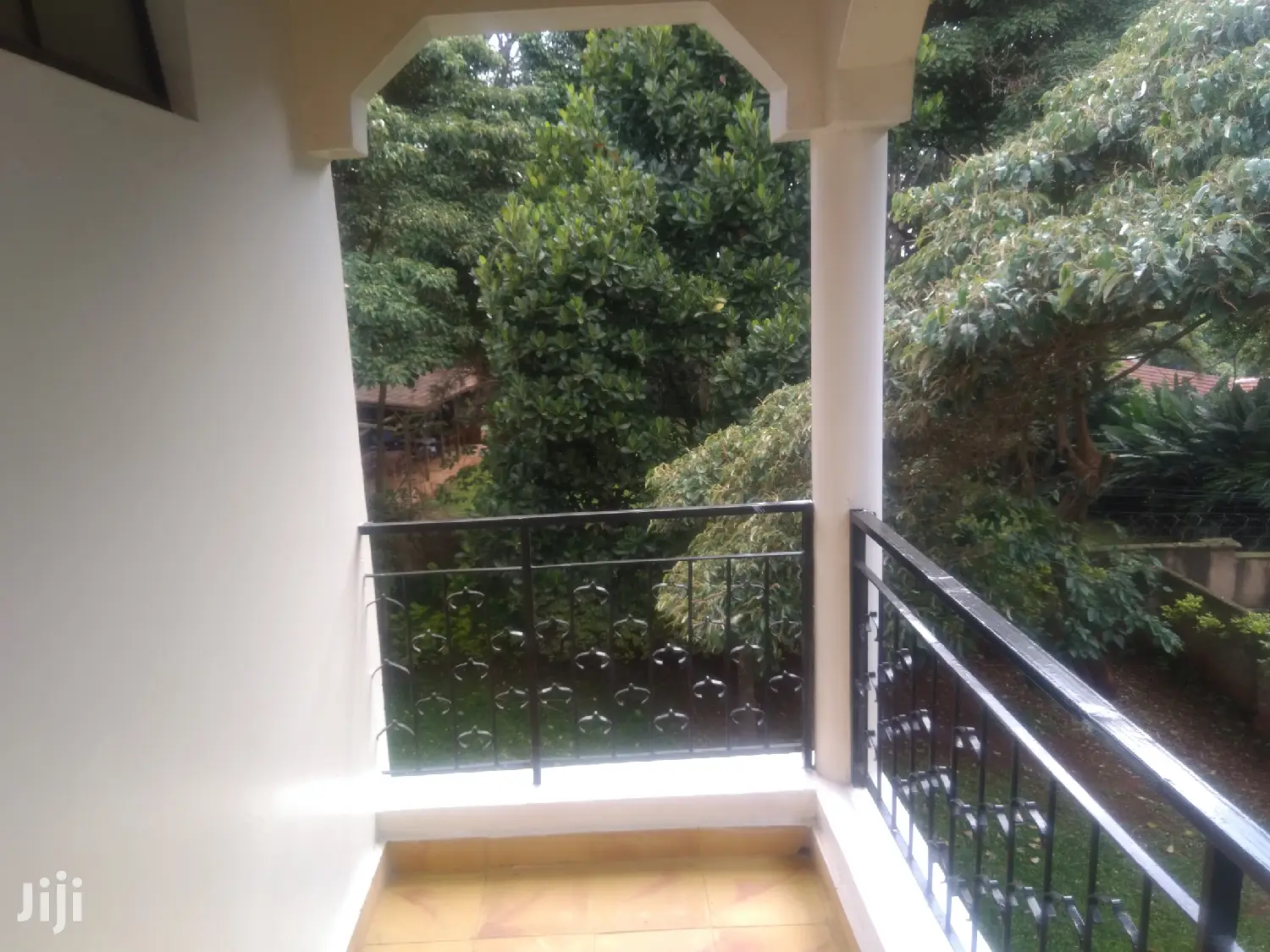 7ambasadorial Mansion , 1br Guestwing, Dsq To Let, Muthaiga