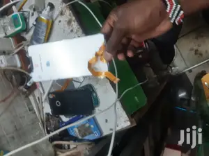 Screens Replacement Quality Services