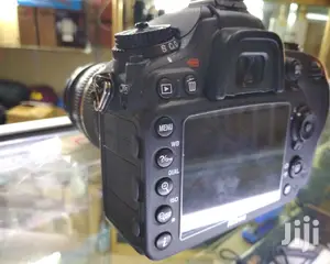 Nikon D7200