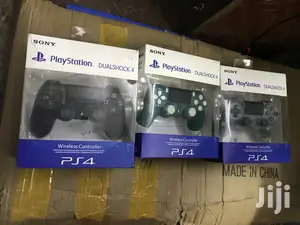 PS4 Original Pads/Controllers