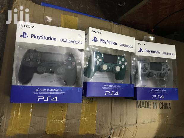 PS4 Original Pads/Controllers
