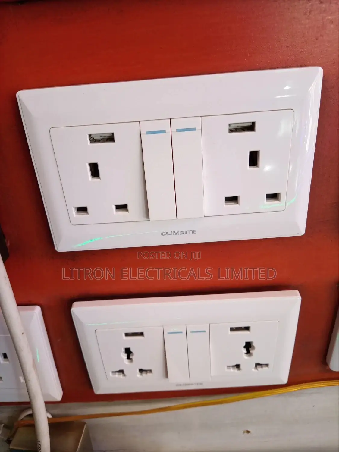 Twin Sockets With Usb
