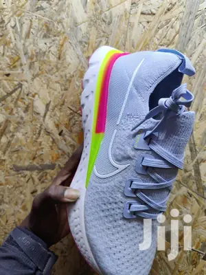Gym/Running Shoes