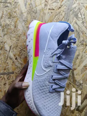 Gym/Running Shoes
