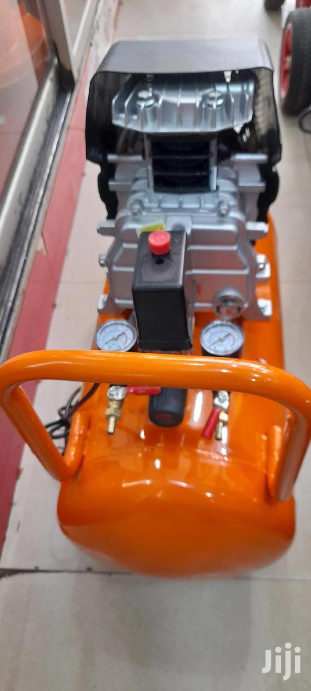 Dera Electric Air Compressor 5.0HP 50ltrs - thumbnail 3