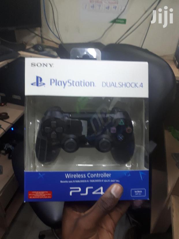Ps4 Controllers - thumbnail 2