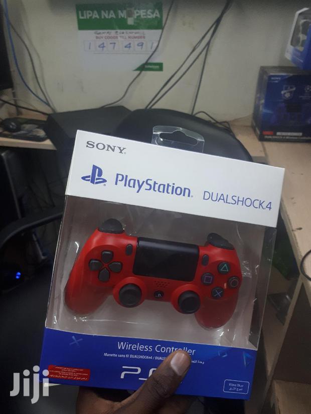 Ps4 Controllers - thumbnail 3