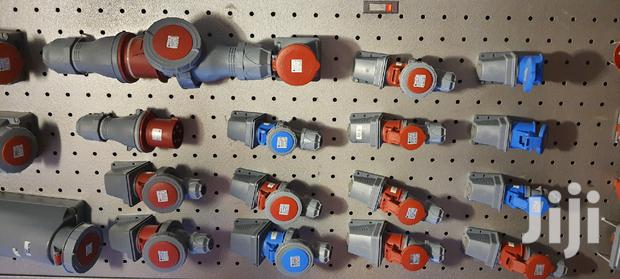 Industrial Sockets