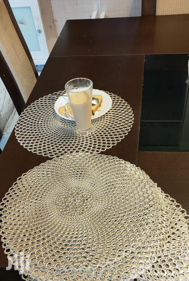 Dining Table Mats Gold - thumbnail 2