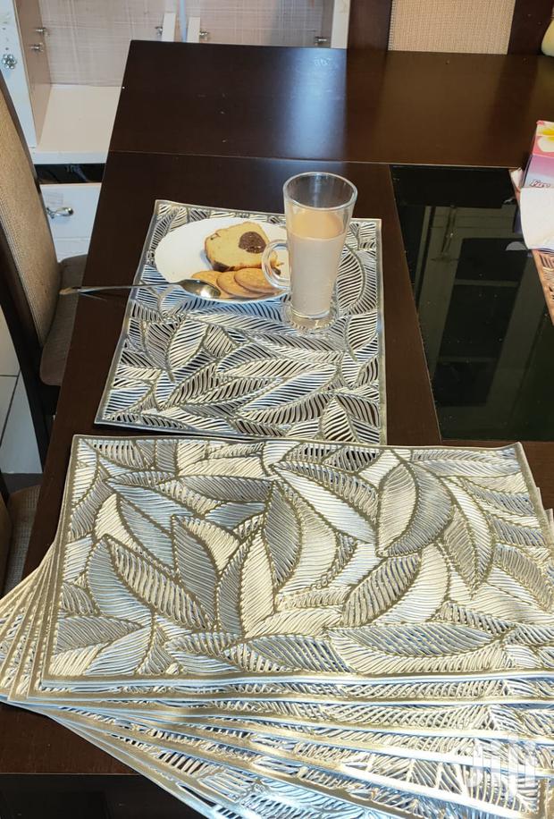 Dining Table Mats Gold - thumbnail 5