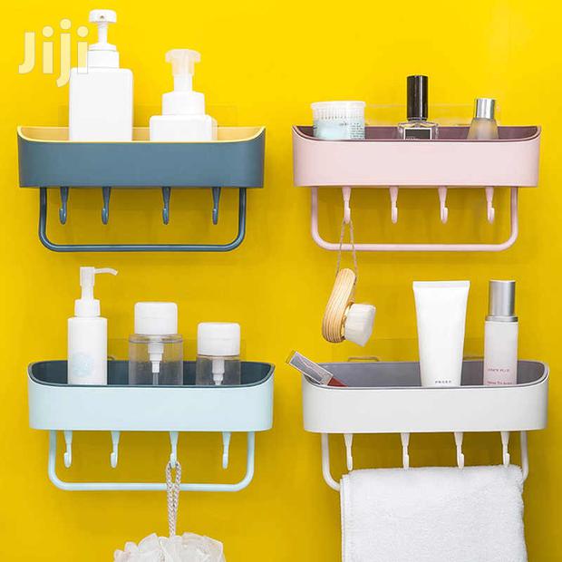 4pcs Bathroom Shelves With Hooks