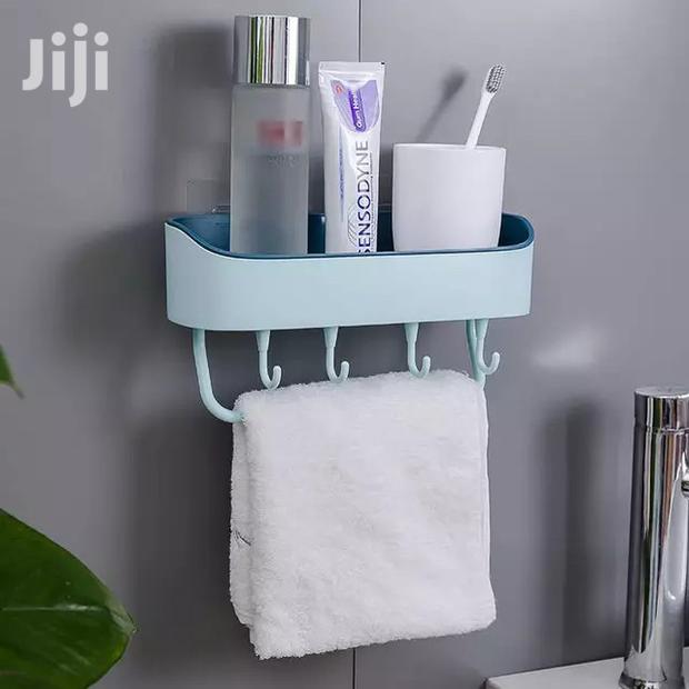 4pcs Bathroom Shelves With Hooks - thumbnail 6
