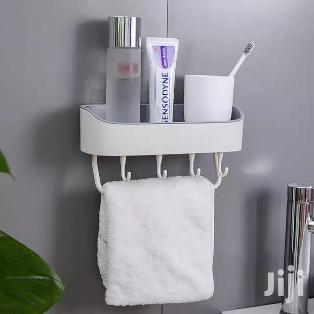 4pcs Bathroom Shelves With Hooks - thumbnail 7